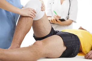 Лечение коленных суставов в Волгограде - цены в клинике «Волжская здравница»